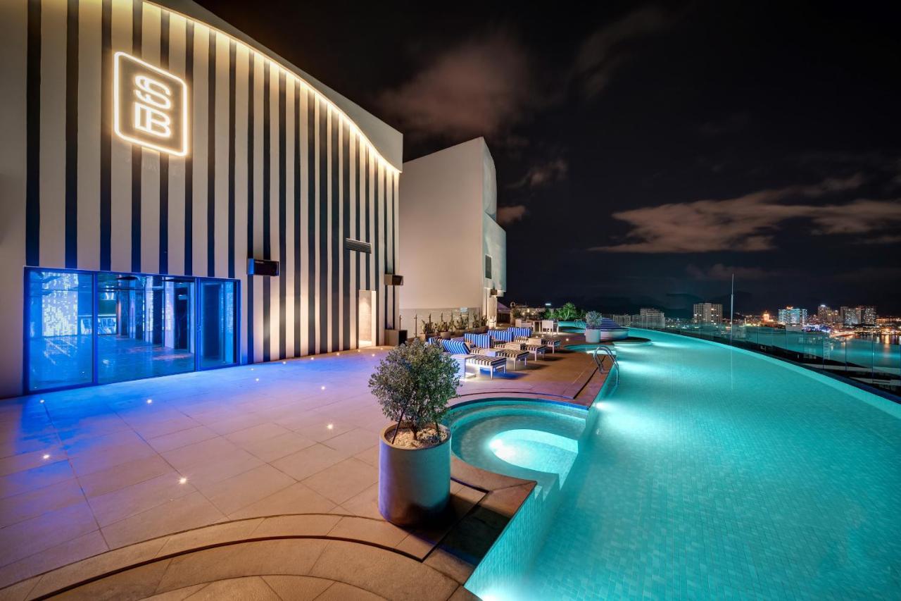 Az Five Stars Ocean View Apartment Nha Trang Zewnętrze zdjęcie