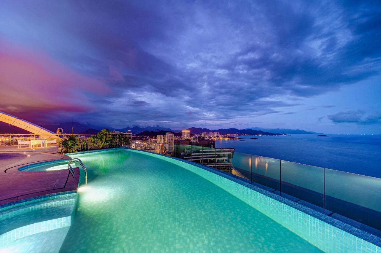 Az Five Stars Ocean View Apartment Nha Trang Zewnętrze zdjęcie